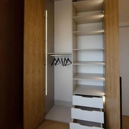 La Clubhouse, Monaco Country Club Apartment